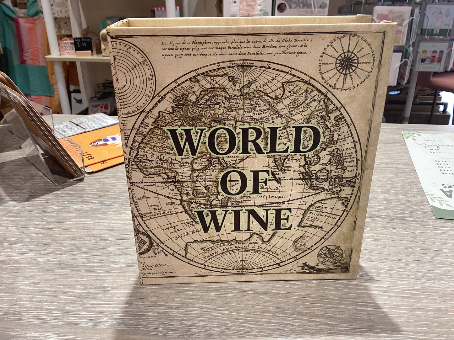 World of Wine - Wine Accessory Set