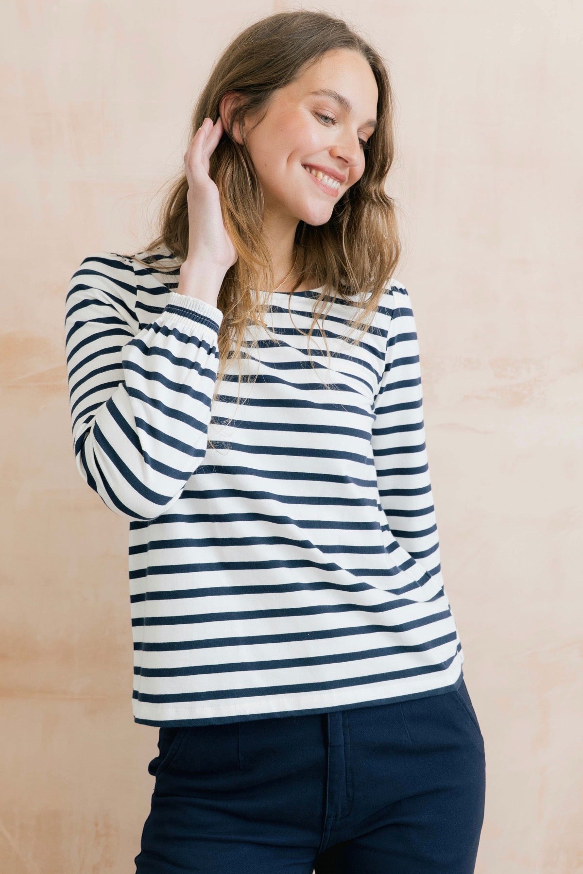 CAROLINE STRIPED ORGANIC COTTON JERSEY TOP NAVY/ECRU