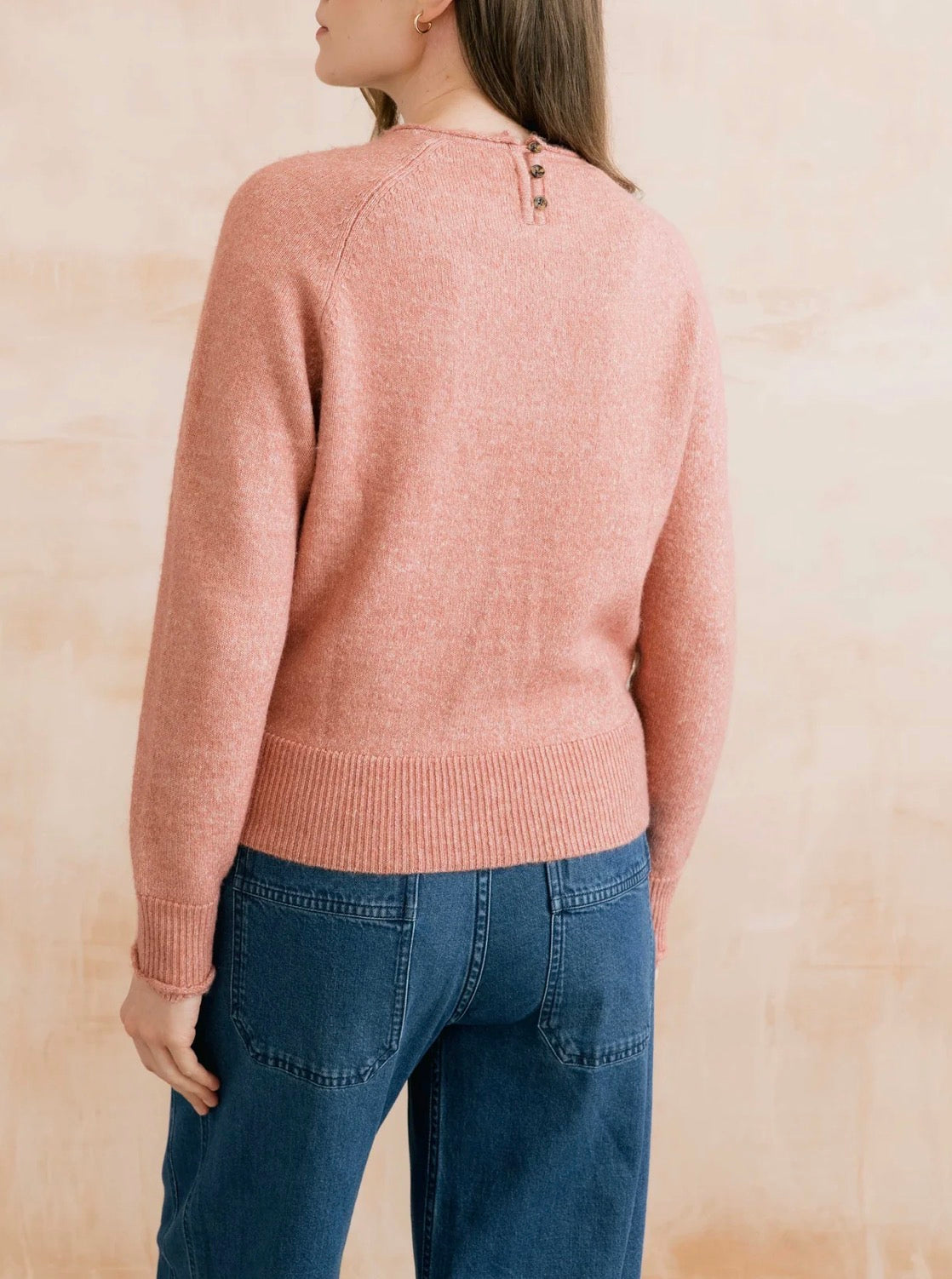 ELODIE SCALLOPED NECK OUTFITTER JUMPER VINTAGE ROSE