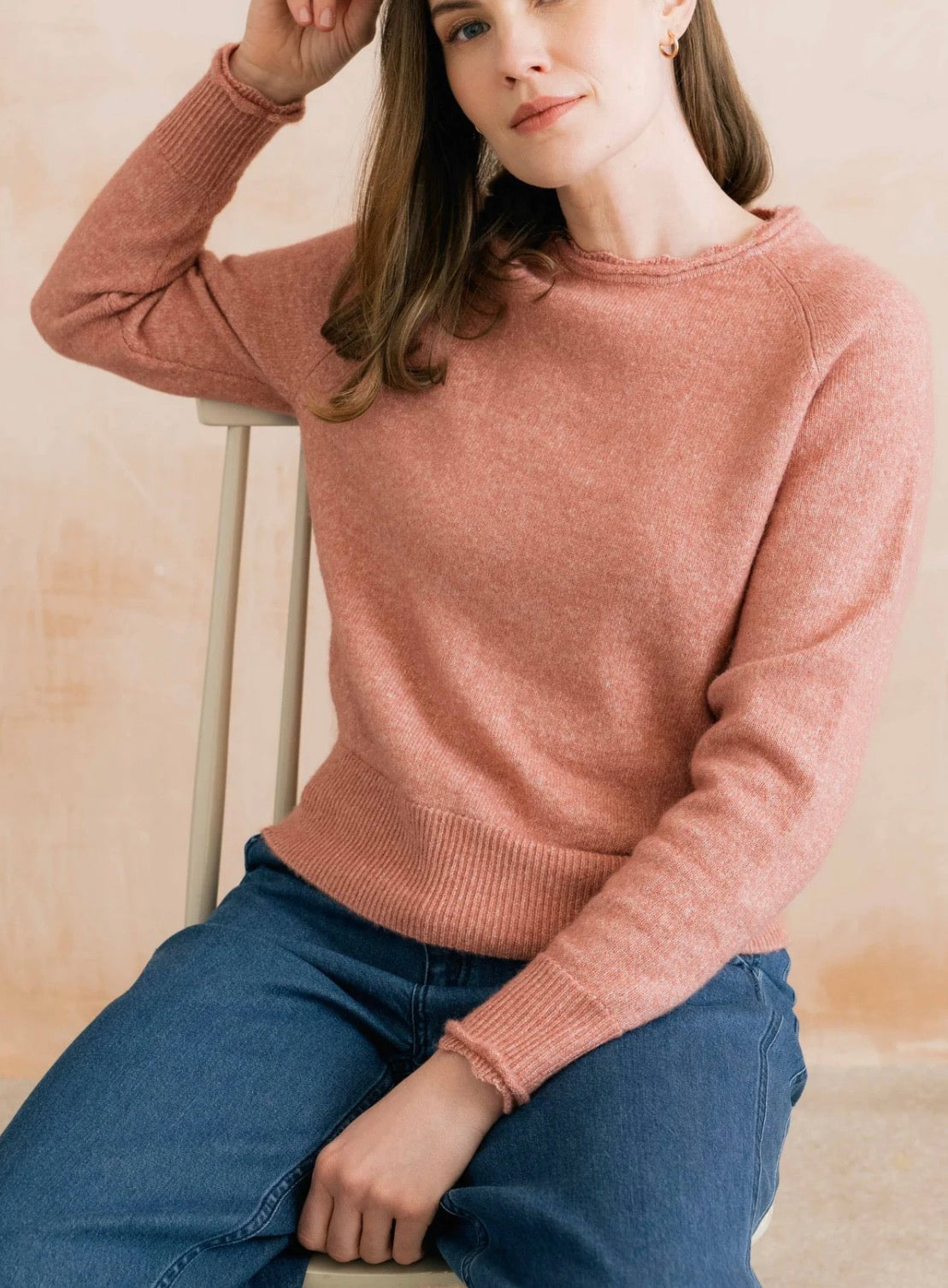 ELODIE SCALLOPED NECK OUTFITTER JUMPER VINTAGE ROSE